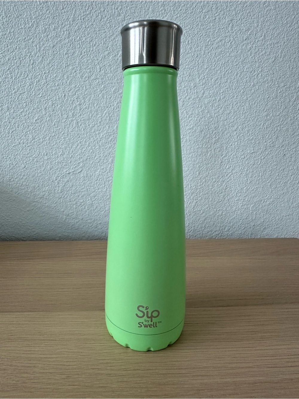 Sip by S'well Mint Green Stainless Water Bottle 15 oz
